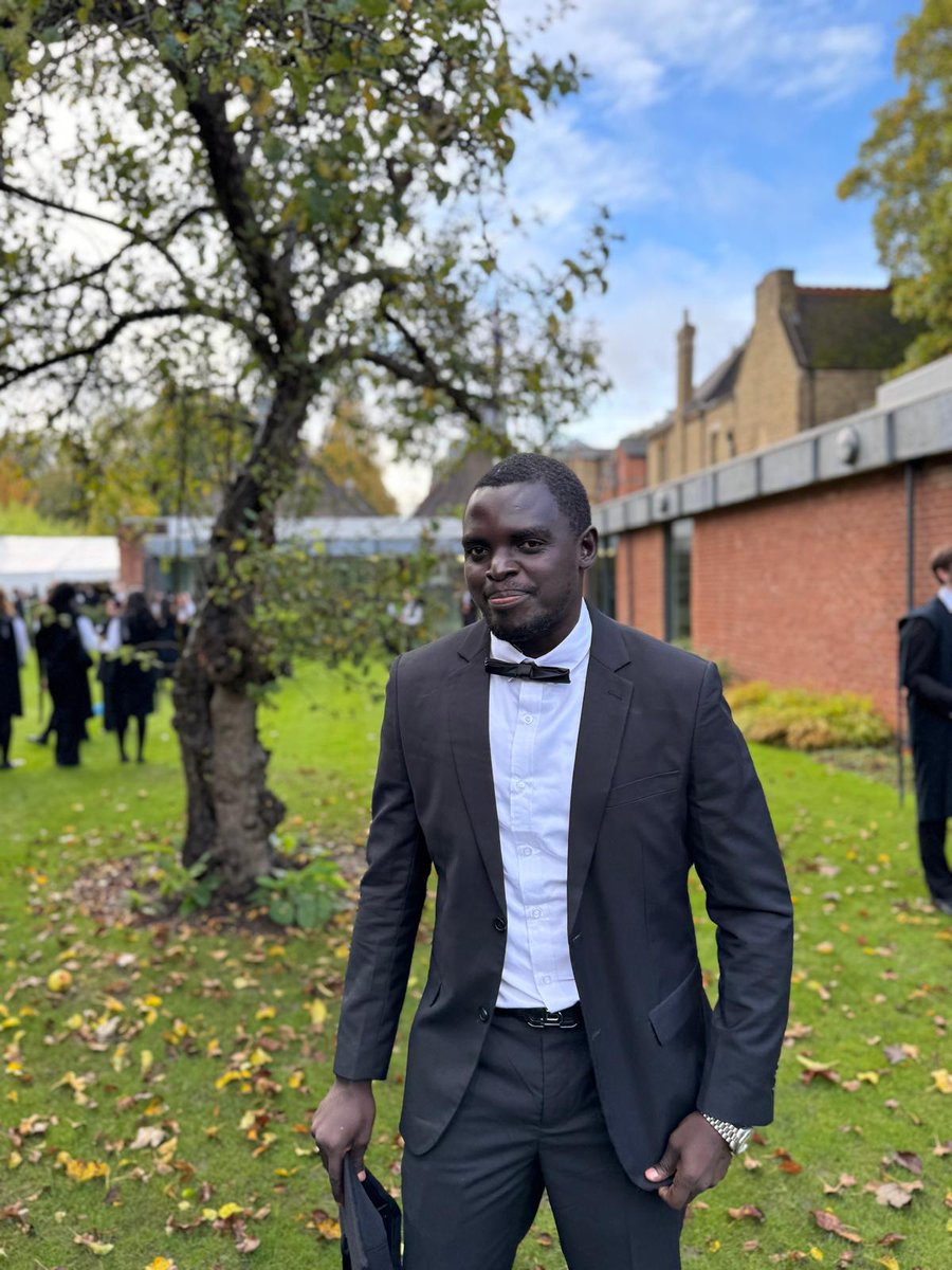 Alpha MK Lowe tweet media