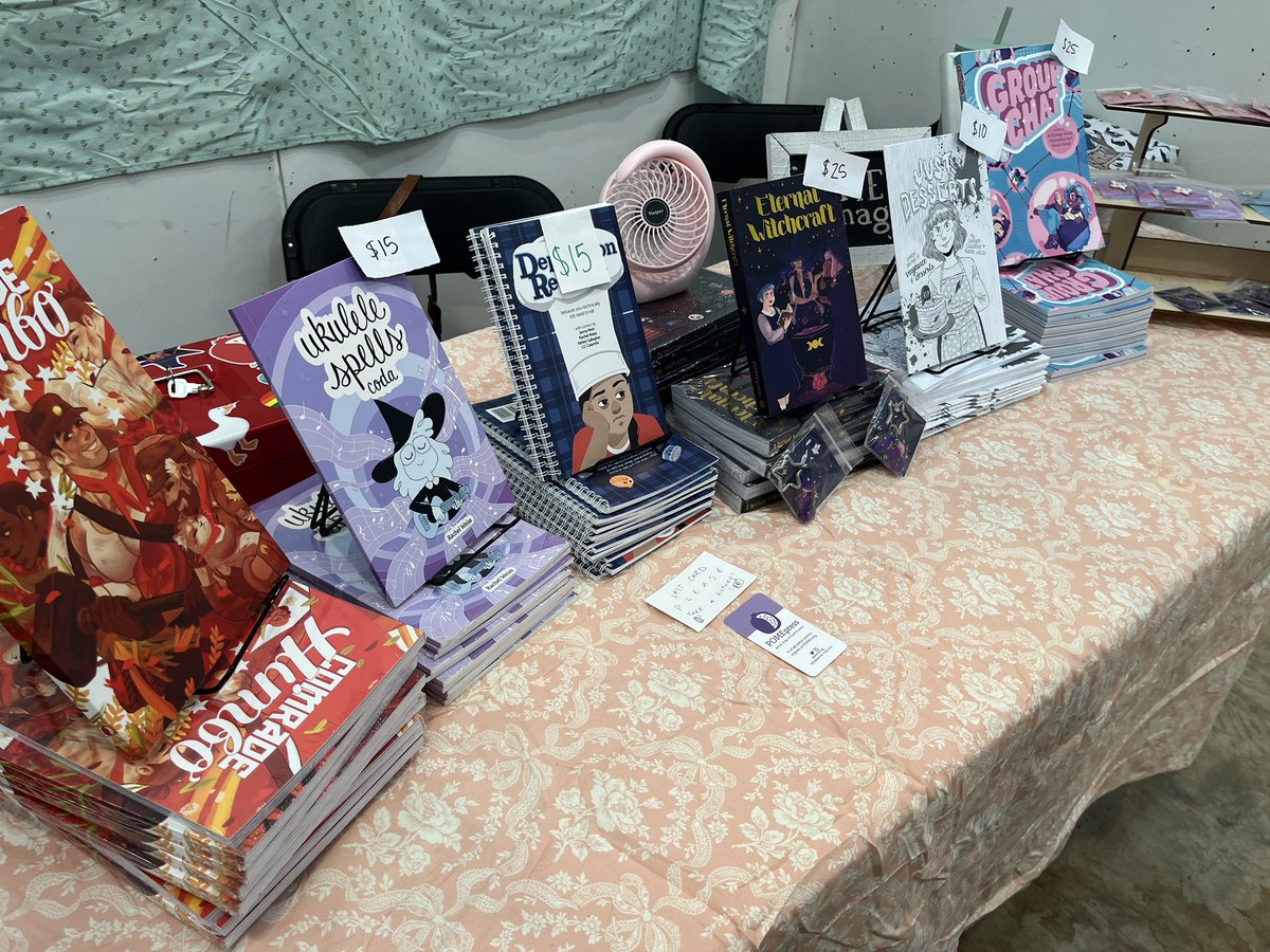 Austin!!! Come say howdy at Lone Star Zine Fest today til 6! Pop by table 55 for a spell if you’re making the rounds. ✨