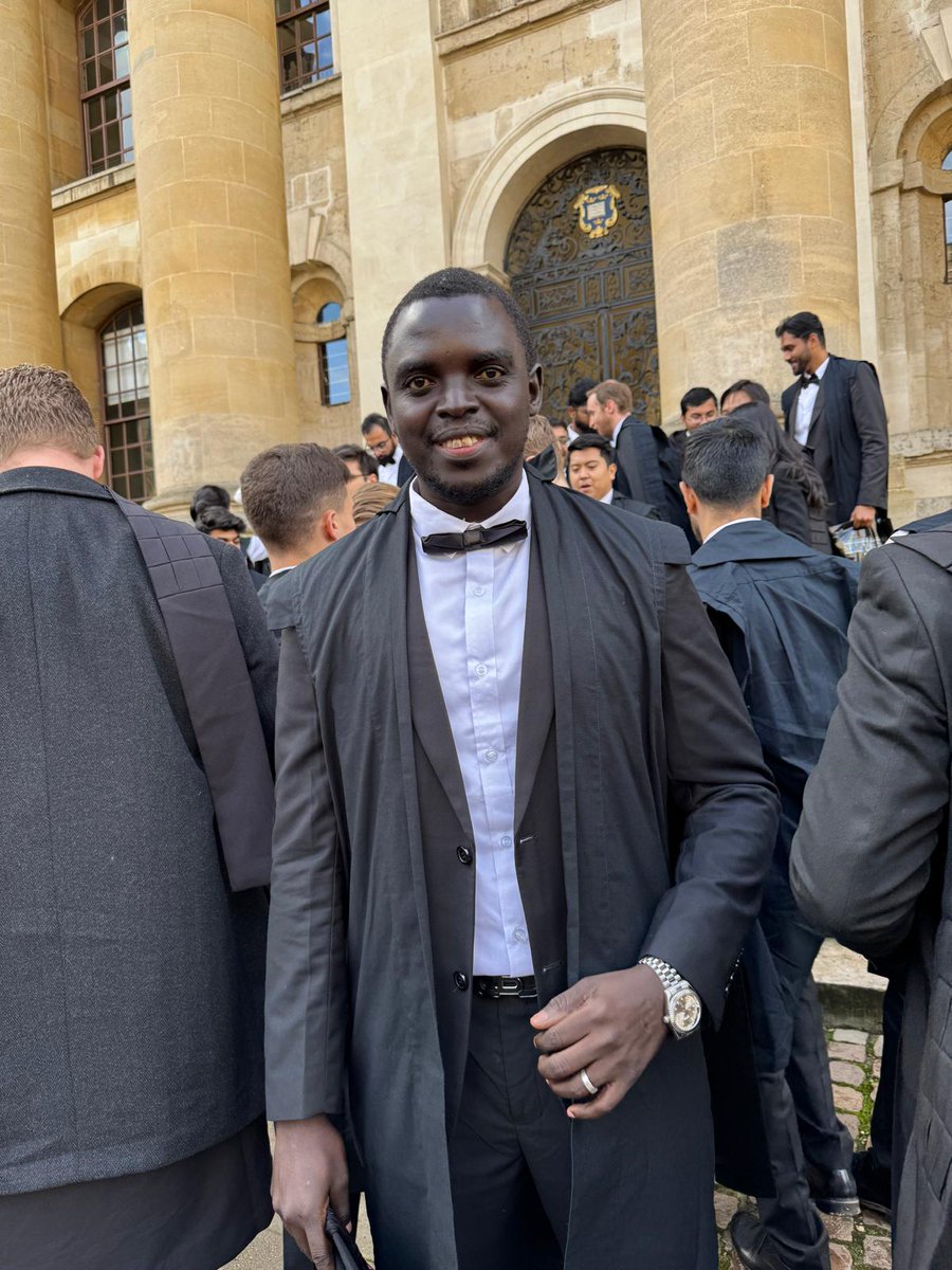 Alpha MK Lowe tweet media