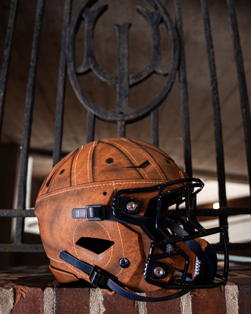 Illinois helmets today. 👍 or 👎