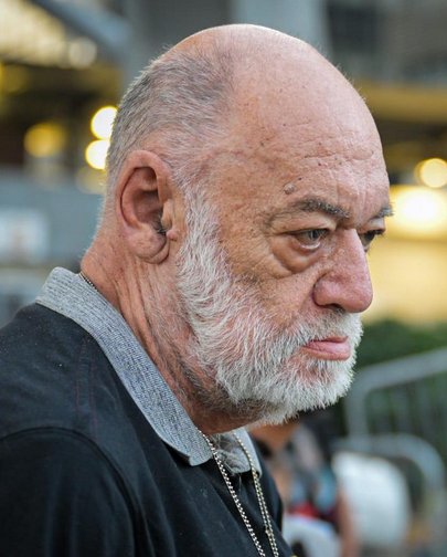 המבט הכבוי הזה לא עוזב אותי.

#מהעםהחטופים