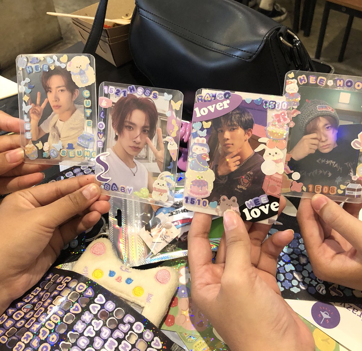 belongstoevxn's tweet photo. Had so much fun today 🥳
Celebrating heeseung’s birthday and my birthday too! 🤣❤️ Thank youu @heeppybirthday https://t.co/M4oZUlMHON