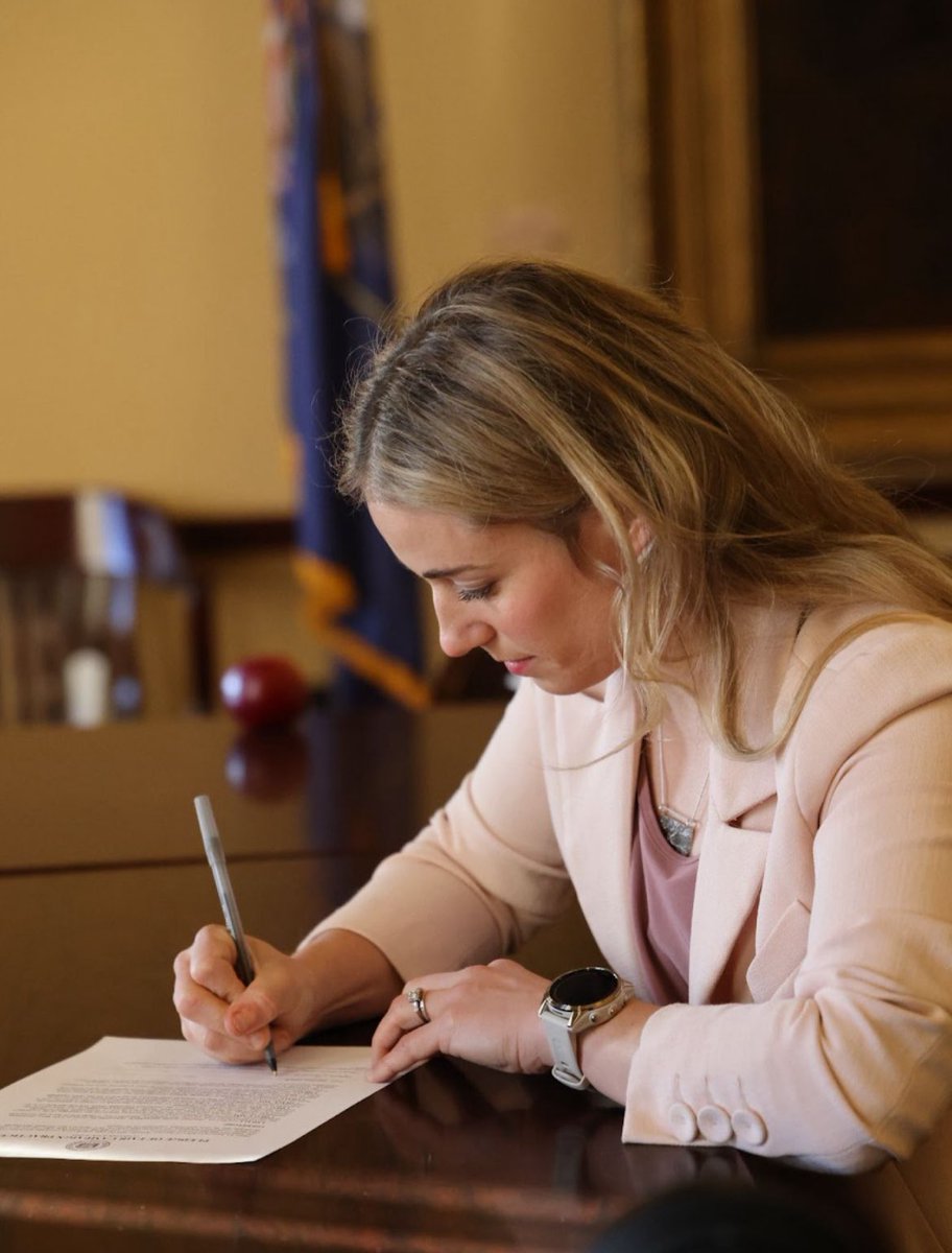 My name is Caroline Gleich, and I am the professional ski mountaineer running for Senate to usher in a new generation of leadership to Utah. 

17 days to go.