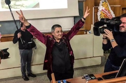 Türk Tabipler Birliği KAPATILSIN!