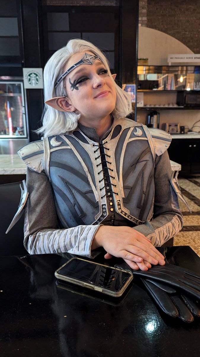 aneverbird's tweet photo. Finally convinced Isobel to go on a date, now to steal her from Aylin @LochNessLex #BaldursGate3Cosplay #BaldursGate #NYCC24 #nycc https://t.co/9mLMbB4xSe