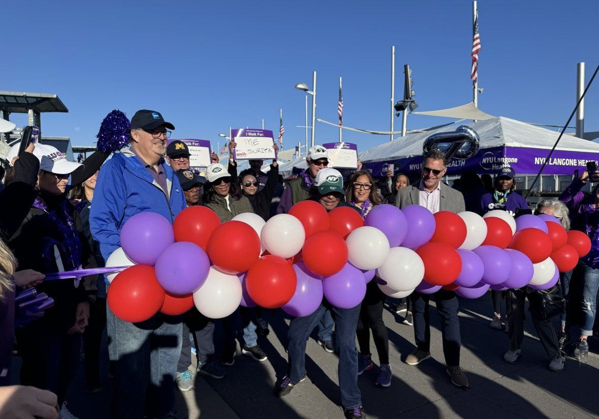 LupusResearch's tweet photo. Thank you, NYC, Virtual, and Dallas! It was incredible coming together with our walkers, sponsors, and the entire lupus community for the Walk with Us to Cure Lupus! ✨

We're so inspired by the way this community unites around one shared goal: advancing lupus research that will unravel the complexity of this disease and bring us closer to personalized treatments and, one day, a cure. 👟
 
#WalkWithUs #ManyOneCan