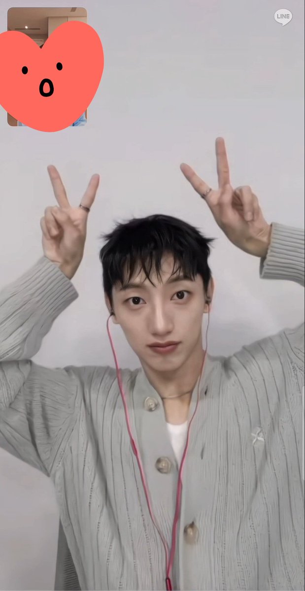 fifiilu's tweet photo. 啊 我觉得他超可爱ớ ₃ờ
#배너 #안영준 https://t.co/qar8L3niT7