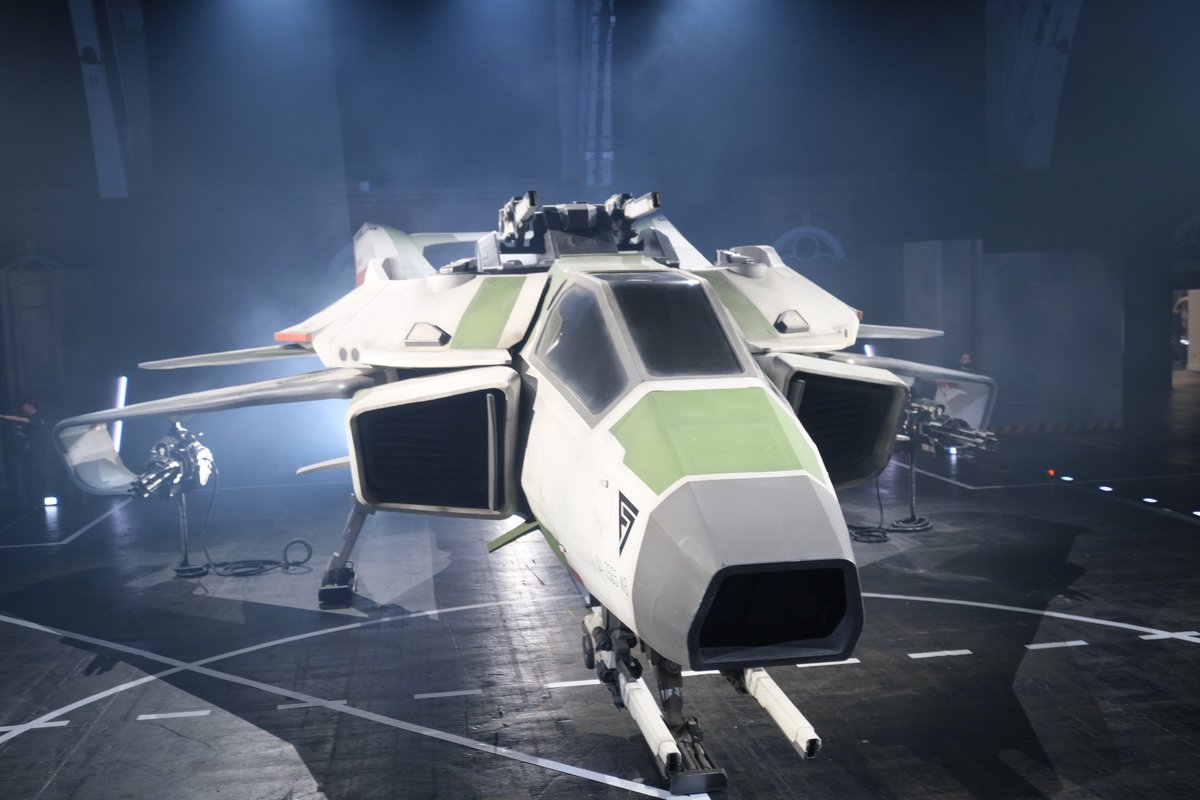 #CitizenCon2954 awesome (almost) full sized hornet model