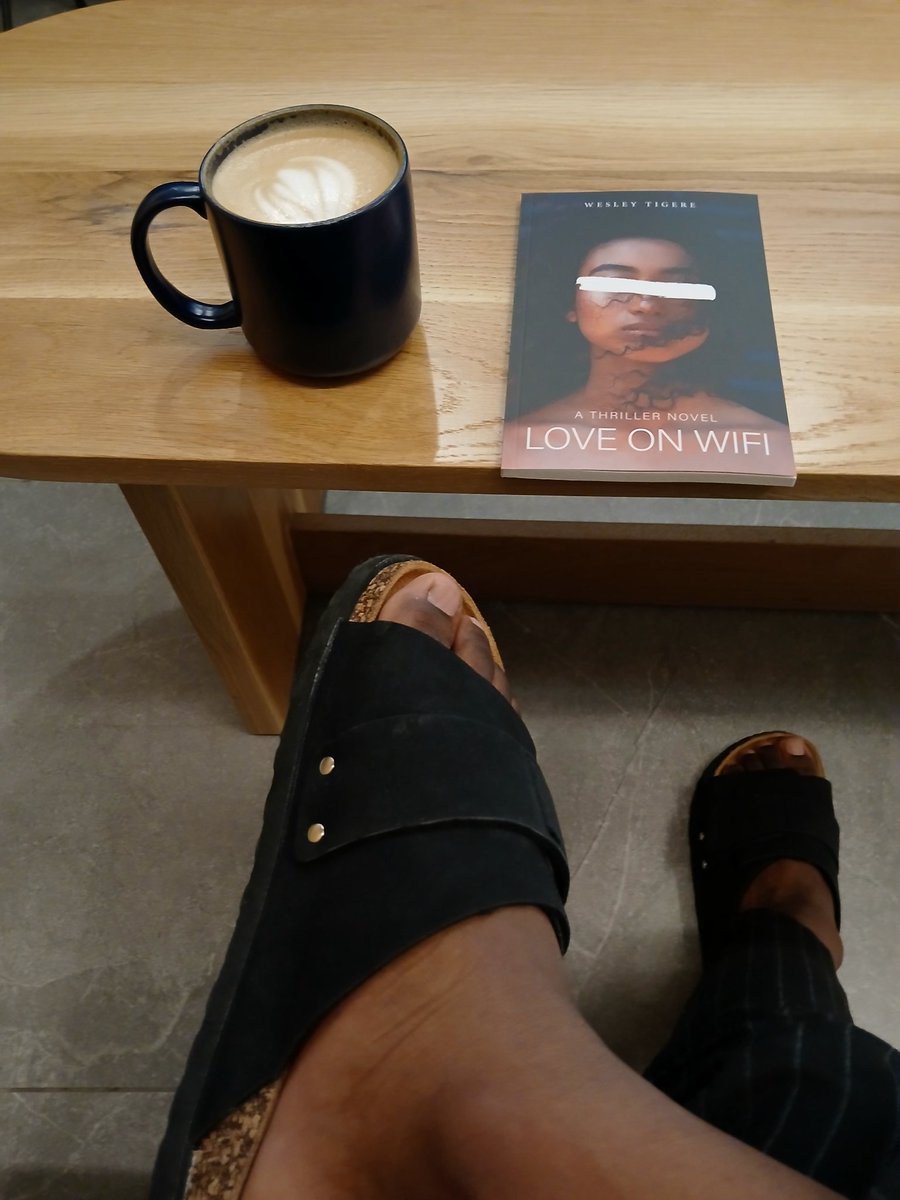 1_am_Wesley's tweet photo. @goodreads Coffee shop read https://t.co/S69dPxE2z8