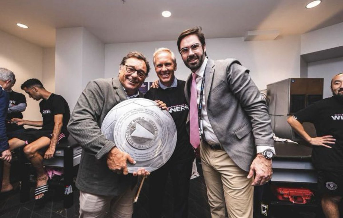 Chris Henderson tweet media