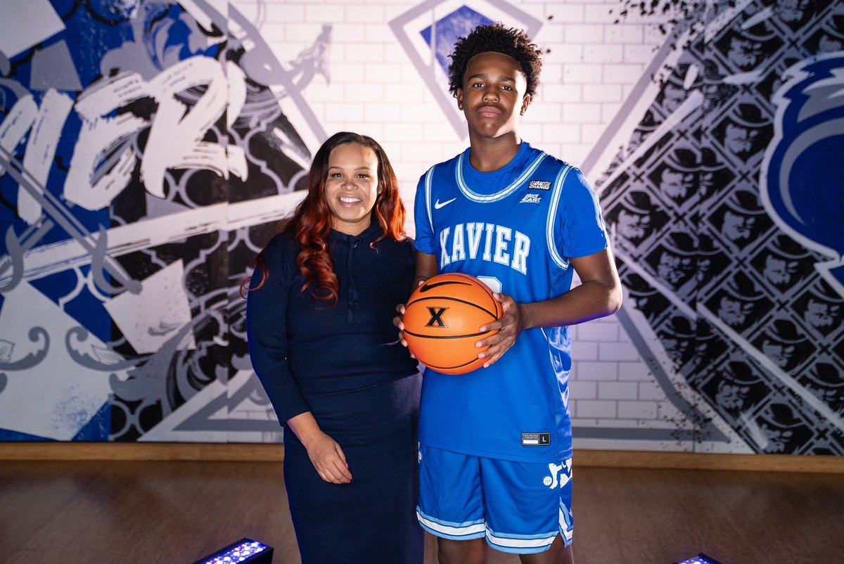 Had a great unofficial visit at Xavier University!!! Thank you <a href="/XavierMBB/">Xavier Basketball</a> <a href="/CoachMillerXU/">Sean Miller</a> and the rest of the Xavier MBB Staff!!! #notcommited #unoffical