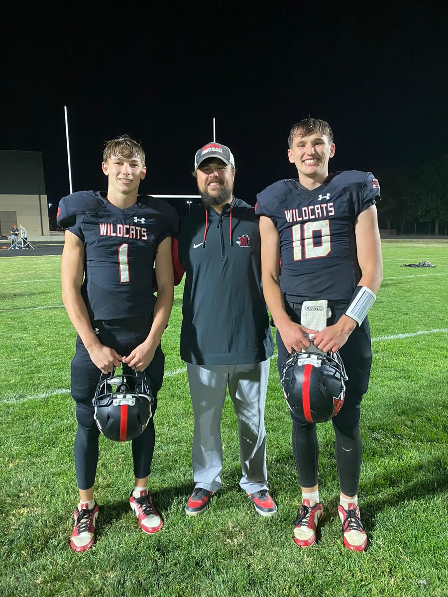 School Record x2: #4 ranked Moundridge (1A) stays undefeated after knocking off #2 ranked Sedgwick (1A) with a final score of 41-40 in overtime. QB Henry Hecox #10 had 364 yards along with 5 TDs, he added 9 tackles defensively. WR Kaizer Kanitz #1 had 13 receptions for 205 yards