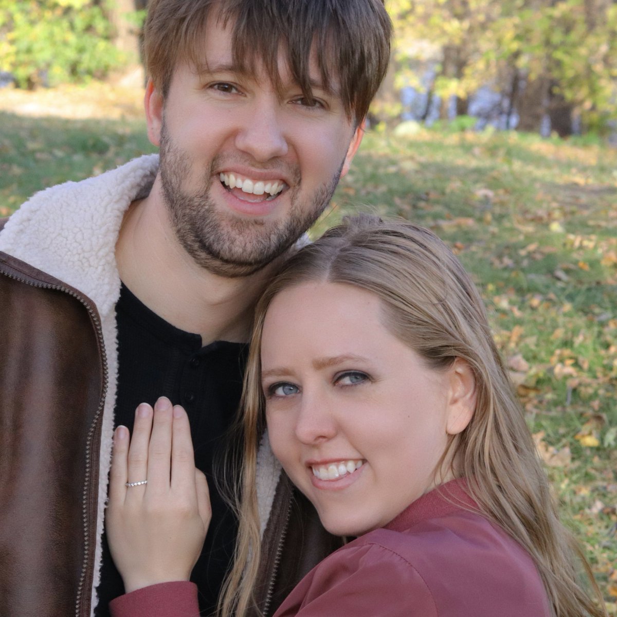 GillianHayek's tweet photo. Engaged 💍 https://t.co/0E3un4ajBc