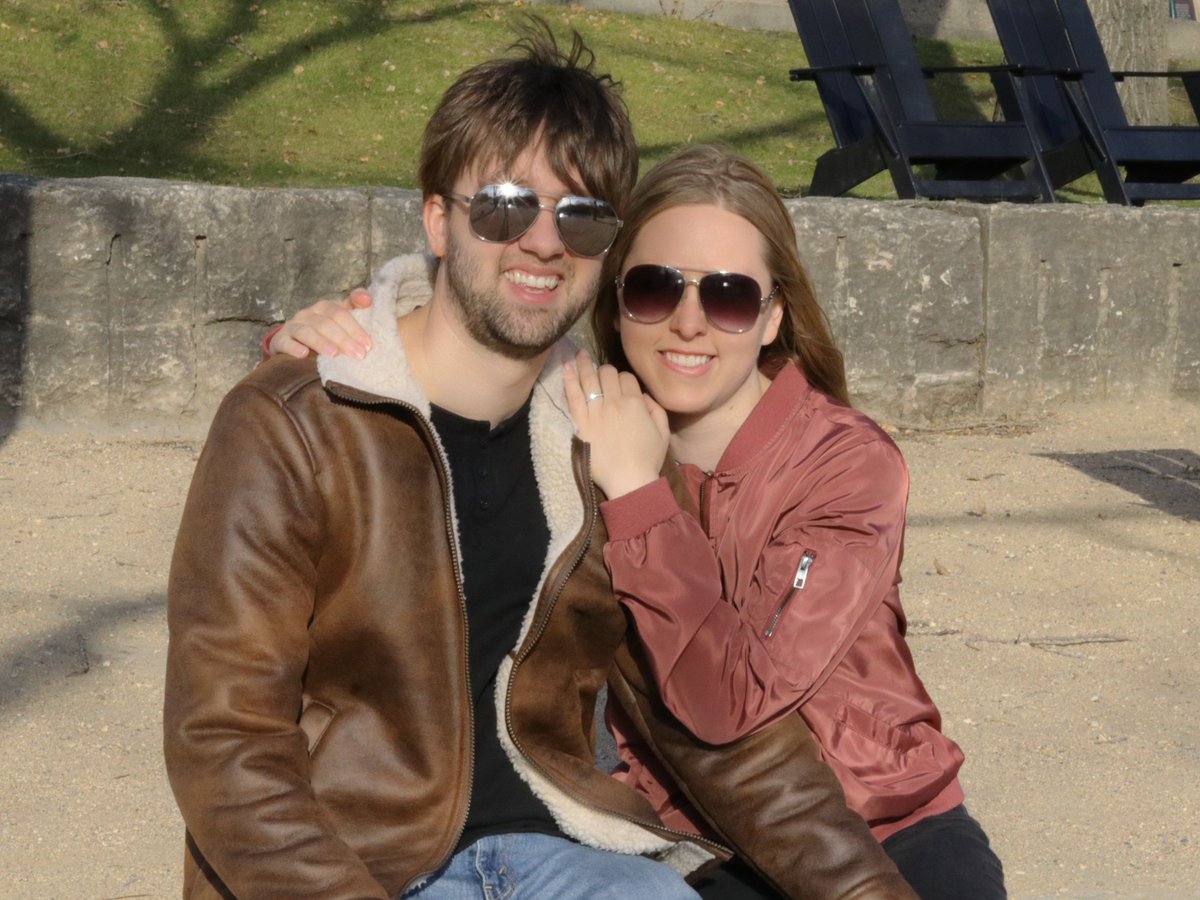 GillianHayek's tweet photo. Engaged 💍 https://t.co/0E3un4ajBc
