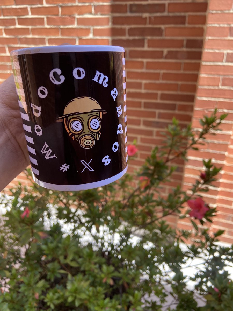 leaote's tweet image. Hoy amanecí en modo #Comandos y brindo el primer café de la mañana por ese valioso y valiente grupo con cero tibieza frente al proyecto del cambio. Pdte @petrogustavo nuestra admiración siempre❤️ @LaExpropiadora_ @jayduarted @Siattha @Lord_Sarcazm @zulyg_1 @NIDEARVC @MisiaJodida