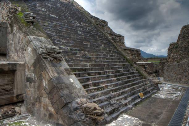archaix138's tweet photo. Nemesis X Chronology: 26

Earliest Toltec, Aztec calendars stressed a link between dragons, Time-keeping, disasters, and 52-year periods.

The calendar dragon had 13 appendages (13-day week), 20 weeks being a 260 day sacred year. Four Dragons was a 52-year astronomical cycle [Secret Cities of Old South America , Wilkins p. 273]   The 52 year cycle was the Calendar Round. Monteczuma II was terrified of the arrival of Hernan Cortex because the Conquistador from Spain arrived to North America from across the sea on a Calendar Round and the bearded Spanish reminded the Aztecs of their Quetzalcoatl prophecies.

Development of such a system by their ancestors would have been borne by memory and experience.  This 1915 BCE Nemesis X event was 468 years (52x9) before a major worldwide disaster in 1447 BCE [10 Plagues on Egypt was a universal destruction] followed by 312 years (52x6) to 1135 BCE, which resulted in a Phoenix cataclysm that initiated the Great Mediterranean Dark Age and destruction of Atlantis [Sea Peoples Federation center of government].

52 year period became their standard of measurement of major events because of this 1915 BCE cataclysm. The Toltecs dated the Great Flood at the year 1716, which is 52 x 33 which is interesting because the Deluge transpired in the year 1656 of the Anno Mundi timeline, or the 33rd jubilee [1656 divided by 50 is 33.1].

Further, the Tower of Cholula and separation of peoples happened in Toltec reckoning in the 520th year [52 x 10] after the Flood. To have so stringently applied the Calendar Round to these ancient events shows they were a real part of their history at one time, though miscalculated.

The link between the Calendar Round, dragons used for time-keeping and pyramids is most profound, for the Gihon Flood was 3439 BCE and 534 years [close to 520 years of Toltecs] later construction began at Giza, the Great Pyramid, which was the original Tower of Babel site. Ancestors of the Tolteca in central America built pyramids with dragon heads, merging the concepts of TIME and pyramids.