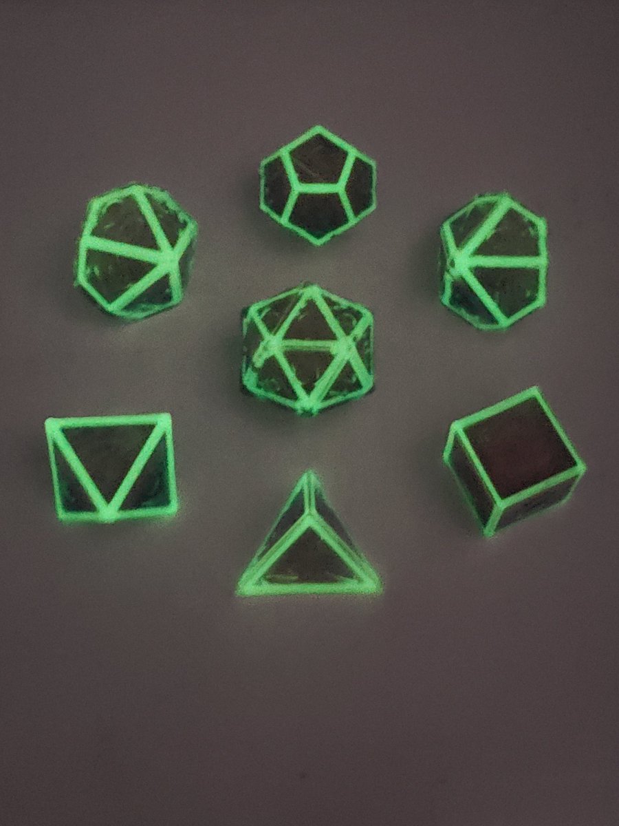 TheDemonJar_'s tweet photo. nuh uh I don't add dice frames to everything.....shhh these ones are special 🌟🌟🌟 https://t.co/5NKbEtF7az