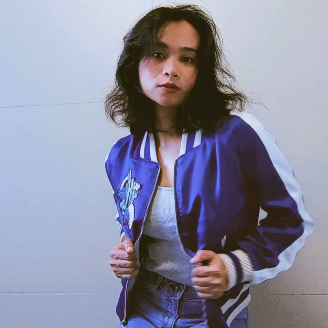 dauntlessdhayz's tweet photo. after 2 yrs being a single mom 2 yrs of battles of sadness here I am again
the power of blue😊🇭🇰🇵🇭🤐💙 https://t.co/0yZTLzVAPW