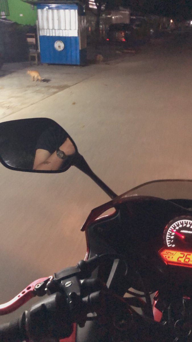 randyksuma's tweet photo. Night ride https://t.co/9pCxns1wYV