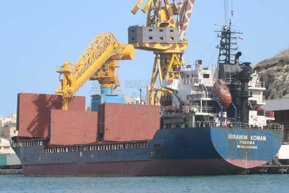 Shipguru's tweet photo. #Chinesebuilt #generalcargoship #IBRAHIM_KONAN #discharging #bulkcargo at #grandharbourmalta - 11.10.2024 - https://t.co/nfgboxc3g3 - NO PHOTOS can be used or manipulated without our permission @Rich_Ships @ShipsInPics @ShippingMag @ShippingMagnate @worldshipsoc https://t.co/2zirWugywv