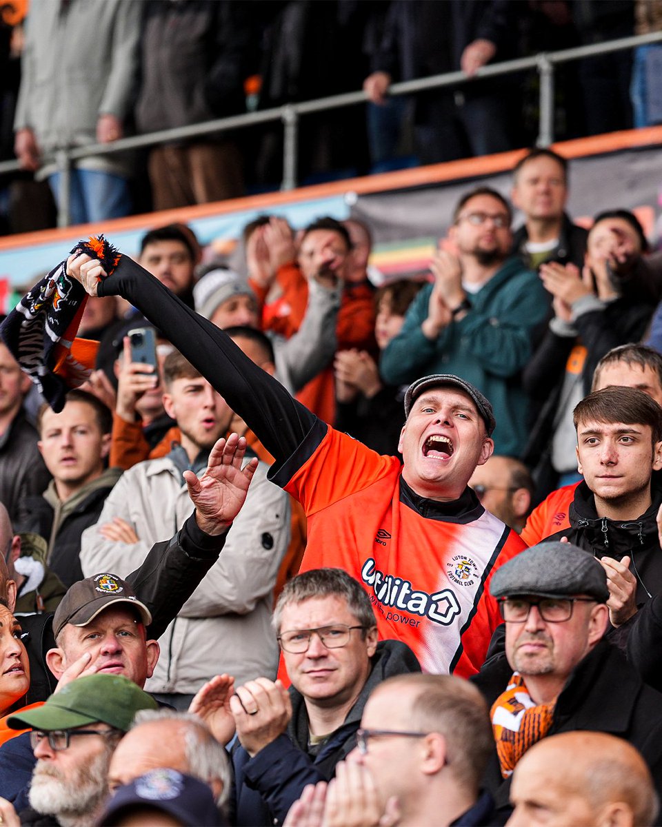 LutonTown's tweet photo. Bringing the energy! 🔊 https://t.co/qV2CqlNyeI