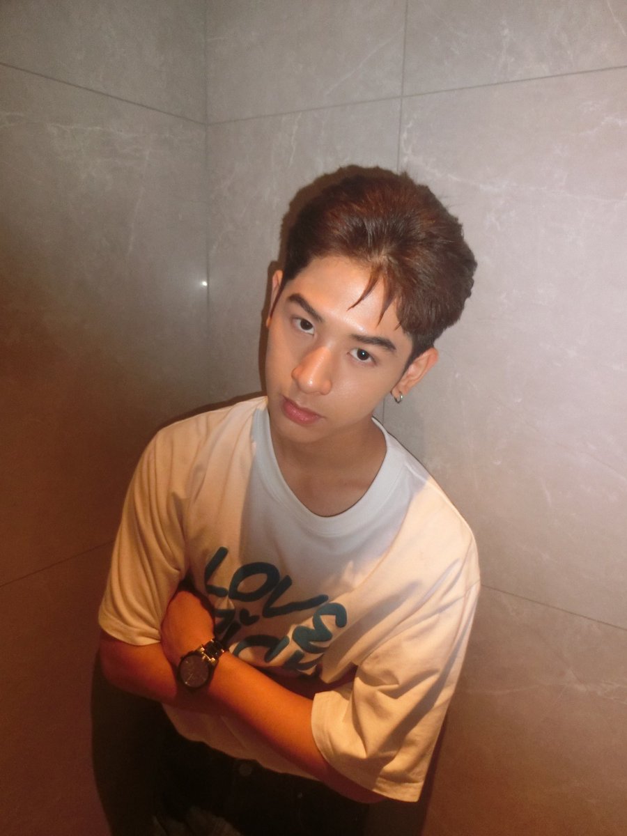 picvoyz's tweet photo. Thank you everyone very much today. See you next time.
กลับบ้านกันดีๆนะคับ👋❤️
#lovesick2024
#paopichitchai 
#paolimp https://t.co/9zu41GtFNu