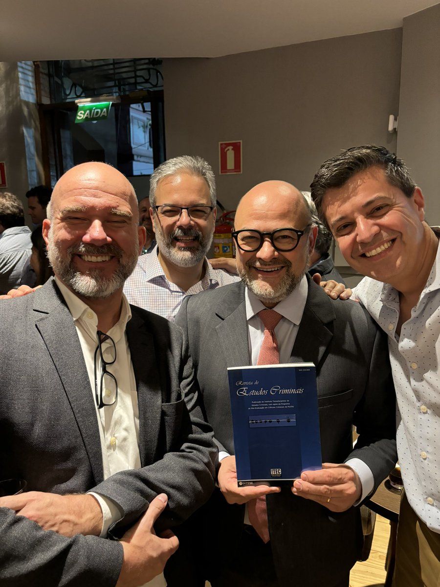 A_Wunderlich's tweet photo. 25 anos do @ITECRS_  e da nossa Revista de Estudos Criminais. Um trabalho coletivo, com mais de duas décadas de produção científica contínua. https://t.co/cAy9mmkbJ4