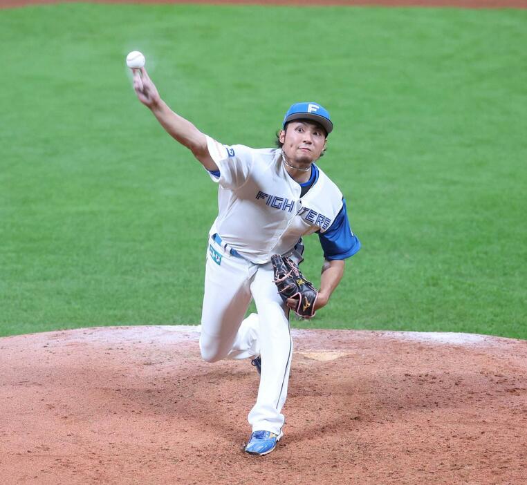 gnomotoke's tweet photo. 【日本ハム】伊藤大海が新庄監督の続投求める「“監督どこにも行かないで運動”を仕掛けなきゃ」（日刊スポーツ）-Yahoo!ニュース https://t.co/F21uTxfiIl

新庄監督続けて下さい－。去就判断を保留している日本ハム新庄監督へ、今季投手2冠を果たした伊藤大海投手（27）が続投を強く求めた。 https://t.co/b0RVAVsZYg