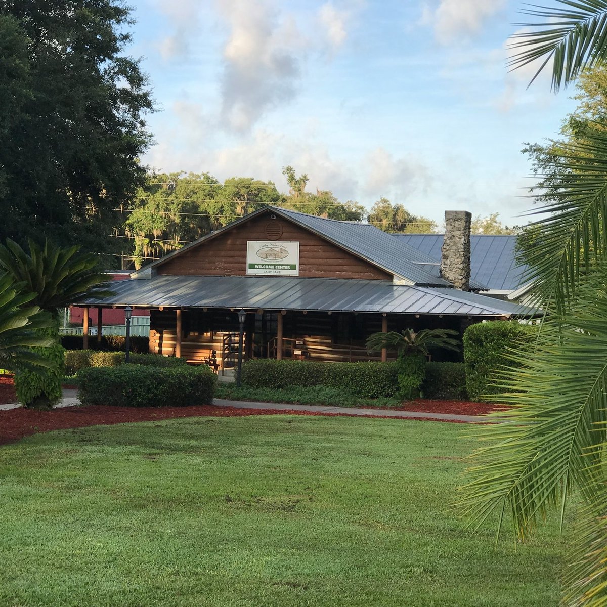 VillagesGary's tweet photo. I have been appointed as an Ambassador for the Lady Lake Chamber of Commerce. The Lady Lake Chamber serves all of Lake County, has a huge presence in The Villages and we even have many members from Sumter and Marion County.  Gary McAdams, eXp Realty, 352-809-8723 https://t.co/D8y4x9dgME