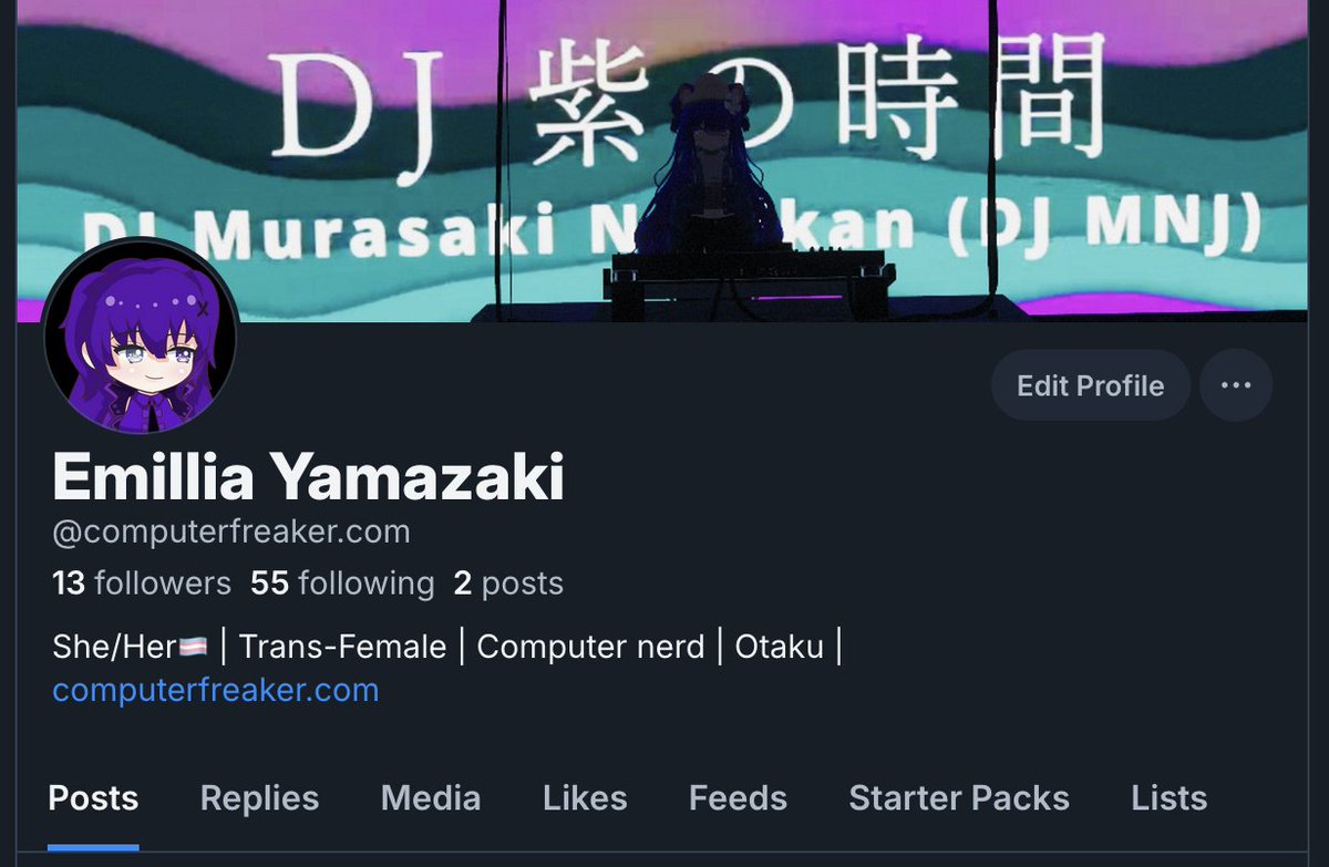 Emillia 💜 tweet media