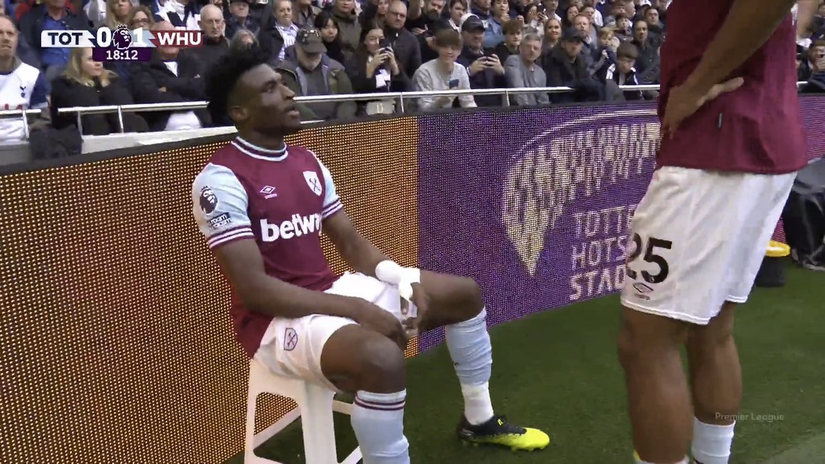 premierleague's tweet photo. West Ham lead, and it comes thanks to Mohammed Kudus! ⚒️

Jarrod Bowen does well to shake off the defence before cutting it back across goal, and Kudus' powerful shot finds the back of the net!

#TOTWHU https://t.co/emXzXUWGid