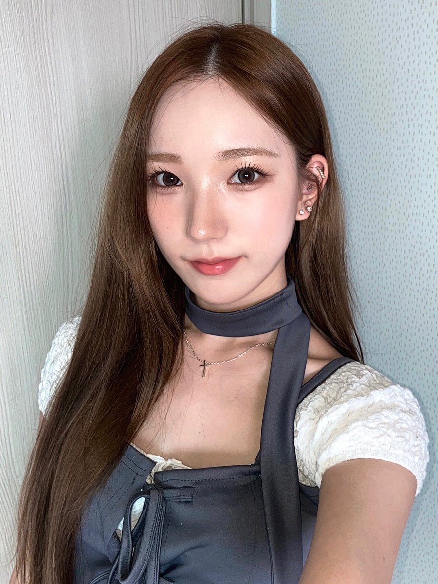 geenius_members's tweet photo. #여길보시온

깡총🐰🩶

#지니어스 #Geenius
#시온 #Sion #シオン https://t.co/C6iOZVvAl2