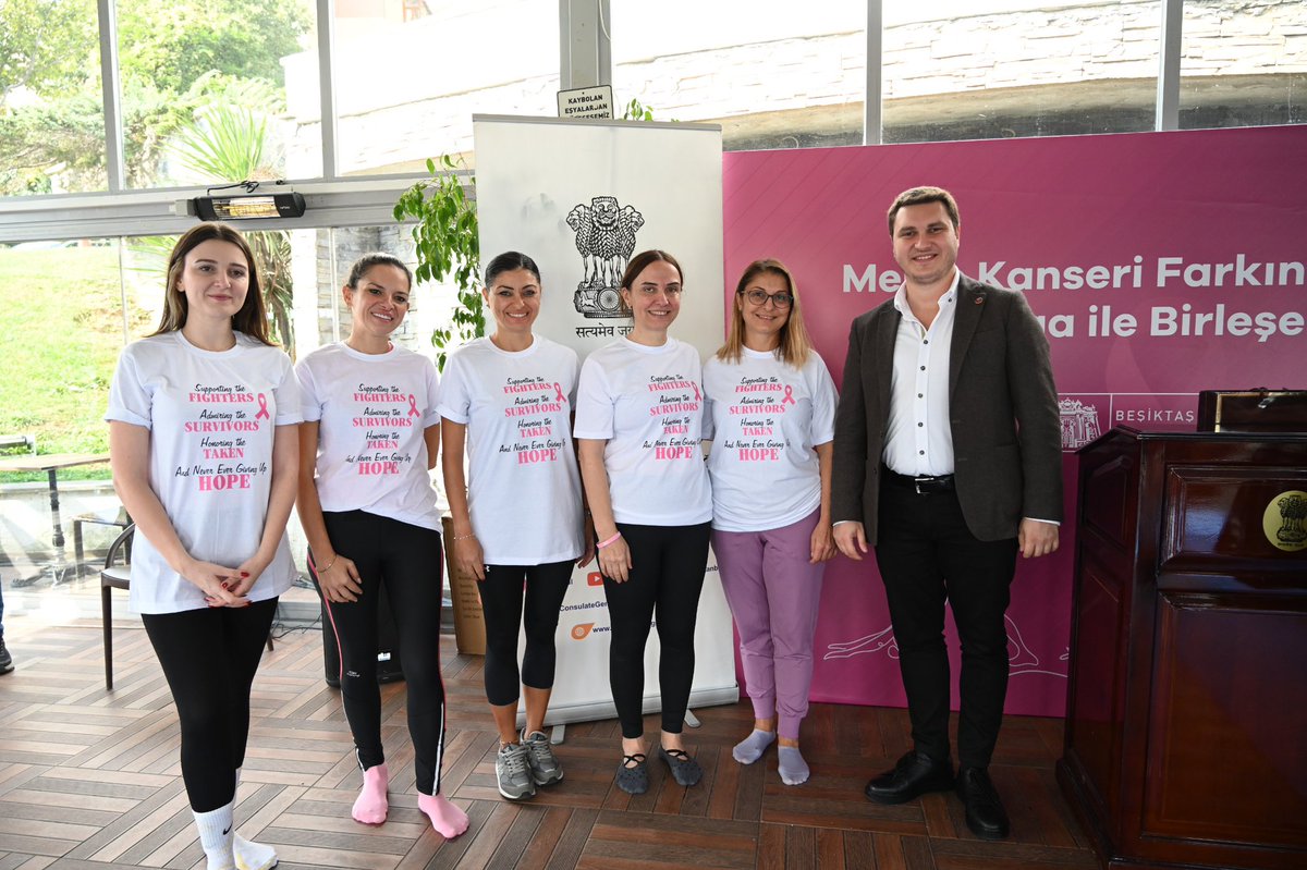 Meme Kanseri Farkındalık Ayı kapsamında Hindistan Başkonsolosluğu iş birliğiyle düzenlediğimiz yoga etkinliğimizde komşularımızla bir araya geldik. 🧘‍♀

Yoga ve nefes egzersizlerinin ardından uzmanların bilgilendirmeleriyle farkındalığımızı artırdık.