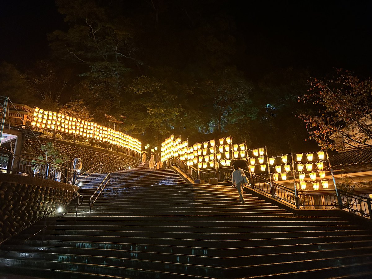 West_G24's tweet photo. 今年のぼんぼり祭りも最高でした！
一生の思い出にします https://t.co/J2V7xGie5t