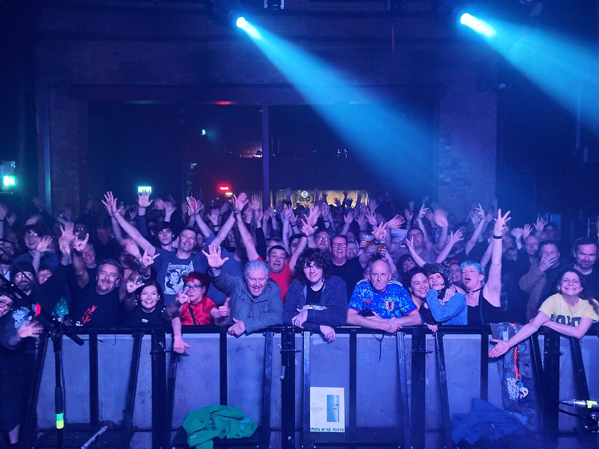 The Lovely Eggs 🥚 📺 (@thelovelyeggs) on Twitter photo WE’RE ON TOUR! Cracking start last night in Liverpool. Big up the West Kirkby Cosmic News Massive! Tonight we’re in HULL! @thewellyclub
<a href="/itsbritishbirds/">British Birds</a> 8pm
<a href="/violetmalice/">Violet Malice</a> 8.45pm
Eggs 9.30pm WE’RE ON TOUR! Cracking start last night in Liverpool. Big up the West Kirkby Cosmic News Massive! Tonight we’re in HULL! @thewellyclub
<a href="/itsbritishbirds/">British Birds</a> 8pm
<a href="/violetmalice/">Violet Malice</a> 8.45pm
Eggs 9.30pm
