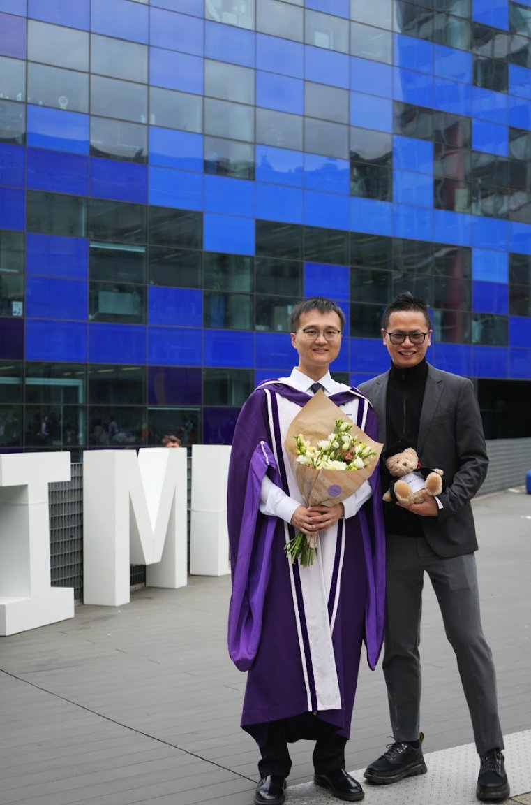 gyangMedIA's tweet image. Recently turned down industry offers—big salaries💰—because nothing beats seeing my students succeed 🎓📚.

Proud of them, and they’re already surpassing me at their stage 👏🌟.

Remember: You’re exactly where you need to be. No rush—be happy 😊, and you’ll hit that buzzer! 🎯🚀