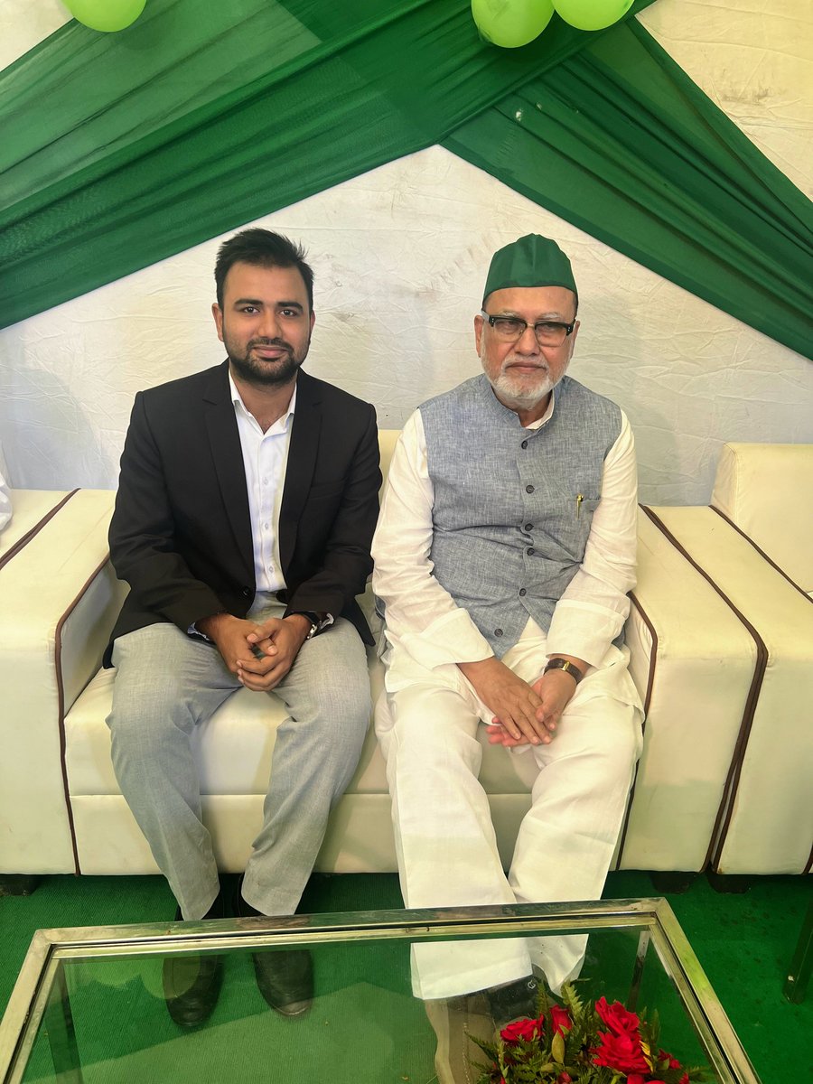 Nabilraza11's tweet photo. Attended a program with Janab Abdul Bari Siddiqui former Finance Minister and a prominent mass leader from Bihar. We had a fruitful discussion on the Waqf Amendment Bill and other socio political issues. https://t.co/6MtkYzBoBw