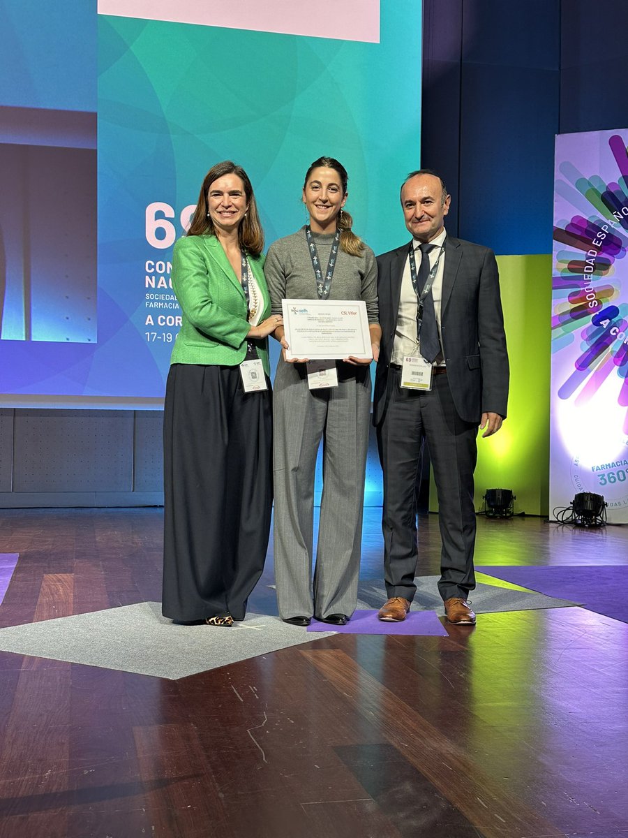 🎖X Premios <a href="/sefh_/">S.E.F.H</a> - @CSLViforES "Calidad de los servicios de farmacia y Seguridad en el uso de los medicamentos"#sefh24 

2º Premio👉Aplicación de análisis modal de fallos y efectos para mejorar seguridad y eficiencia de la reposición de estupefacientes en SAD
🏥<a href="/GVADrPeset/">DS Doctor Peset</a>