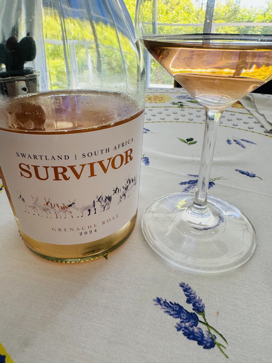Get this people! Super for Spring and Summer - delicious from ⁦<a href="/PierreWahl/">Pierre Wahl</a>⁩ ⁦<a href="/survivorwines/">@survivorwines</a>⁩ A Grenache classic ⁦<a href="/LizGabayMW/">Elizabeth Gabay MW 🍷🌹🌿🌍🌈🌎🦋🌏</a>⁩