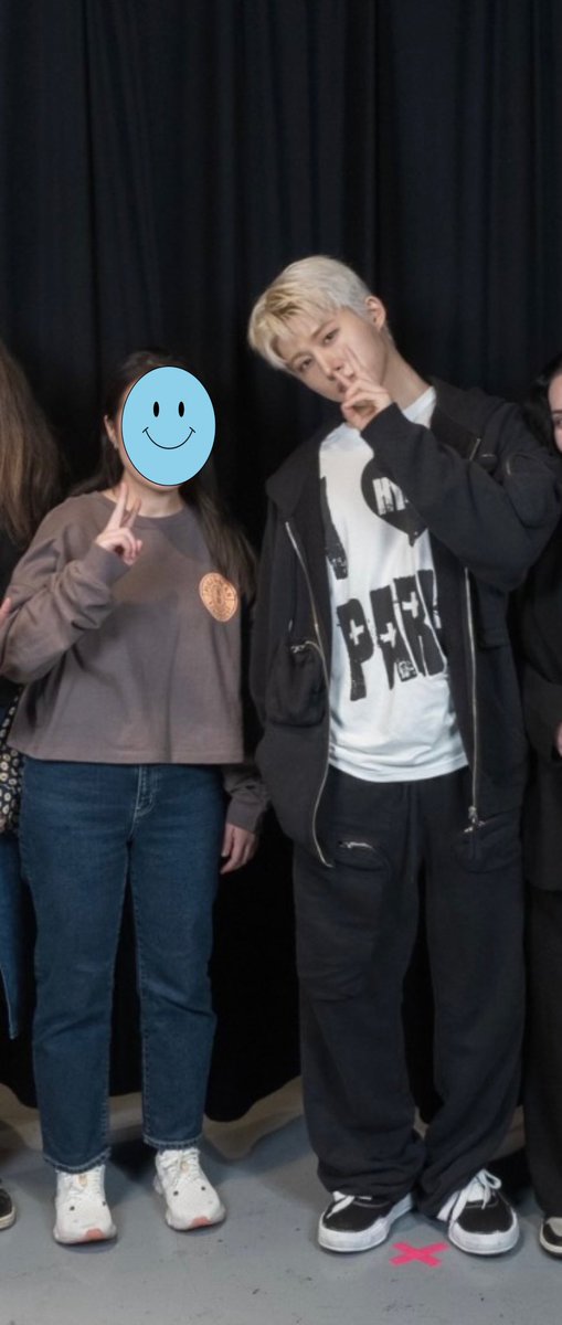 naaamwater's tweet photo. พึ่งจะมีดวงกับฟตกครั้งแรก 🥹

#BI #HANBIN #비아이 #HYPEUPinEUROPE #HYPEUPinPARIS https://t.co/KeKuOxpROF
