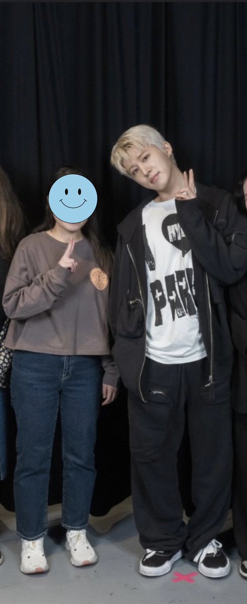 naaamwater's tweet photo. พึ่งจะมีดวงกับฟตกครั้งแรก 🥹

#BI #HANBIN #비아이 #HYPEUPinEUROPE #HYPEUPinPARIS https://t.co/KeKuOxpROF