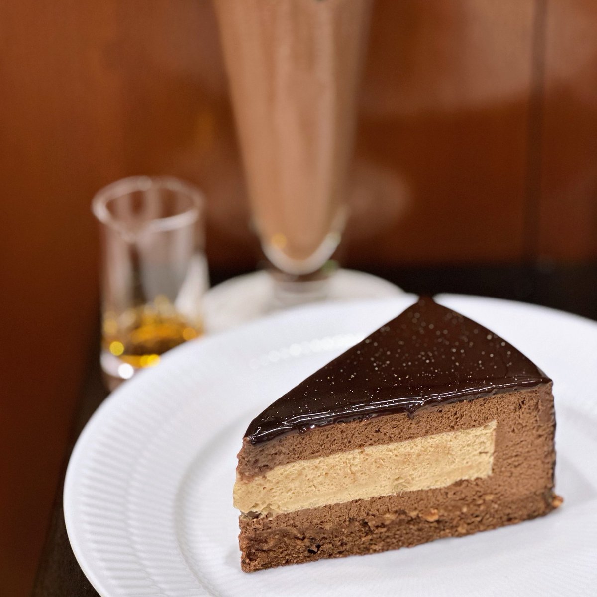 first birthday in Tokyo! 🍫🎂