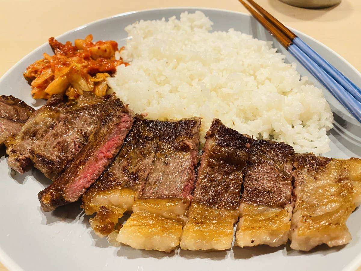 to_azur's tweet photo. ちょっと料理してみました！
焼いただけだけど笑 https://t.co/8jCO61eTiq