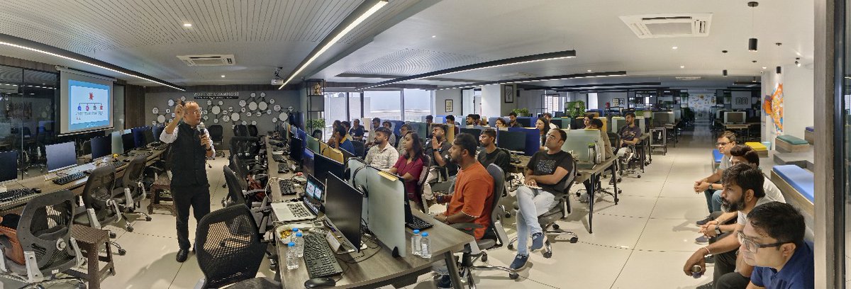 flowrichfin's tweet photo. EDUCATING YOUNG &amp; BRILLIANT MINDS!

We are thrilled to engage with corporates to educate their employees for
financial literacy! Our Director @NikunjChhag  conducted Financial Literacy
Workshop at @itpathsolutions  Ahmedabad today! https://t.co/YoXgDyJZkG