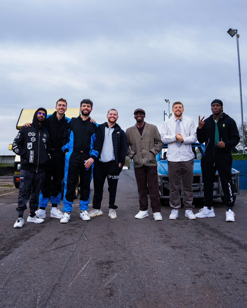 Vikkstar123's tweet image. The Sidemen started 11 years ago today. So grateful to be on this journey with my best friends &amp;amp; an amazing team. Thanks for all your continued support!