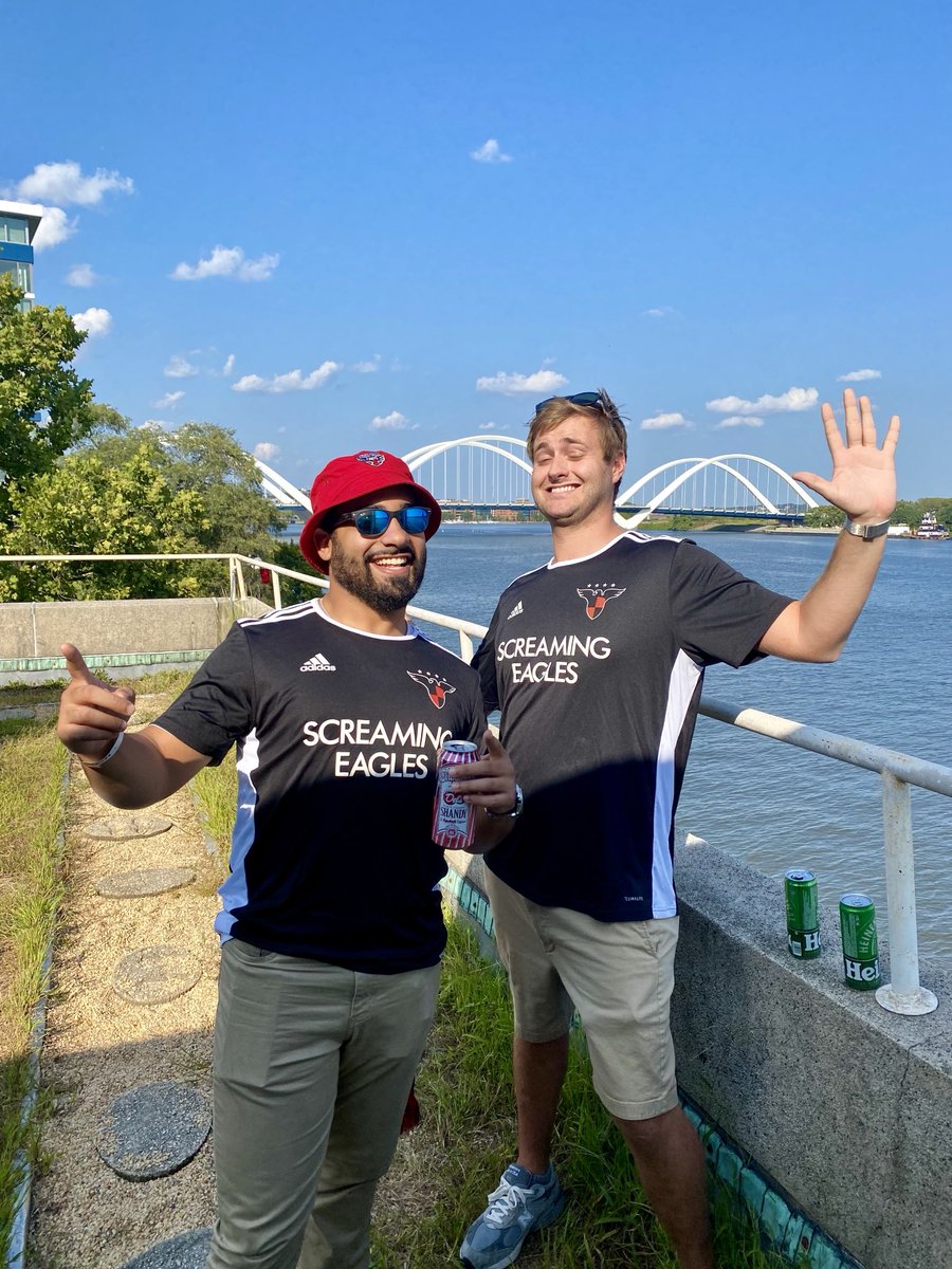 ScreamingEagles's tweet photo. Happy United Day 🏴🚩

Beautiful weather and a battle for the playoffs on tap!

Early match means 2pm 🕑 start at the Matthew Henson Center 🦅

All are Welcome!

#VamosUnited 🖤❤️ https://t.co/x31ej163RV