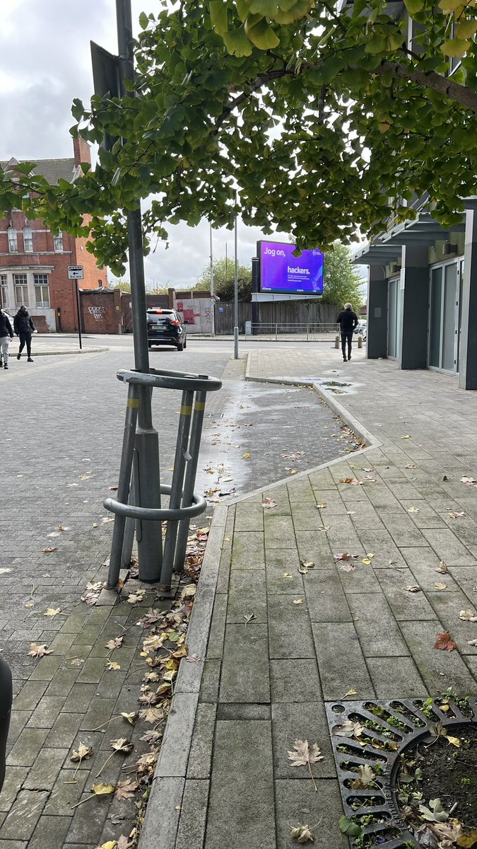 rsumits's tweet photo. @TheBHF very bad pick experience. Unprofessional pick person and equally bad branch manager. The guy refused to park in the parking bay to pick up donated items and kept asking for parking fine charges from me ! Someone needs to provide training to these people! https://t.co/z7yF8VmH30