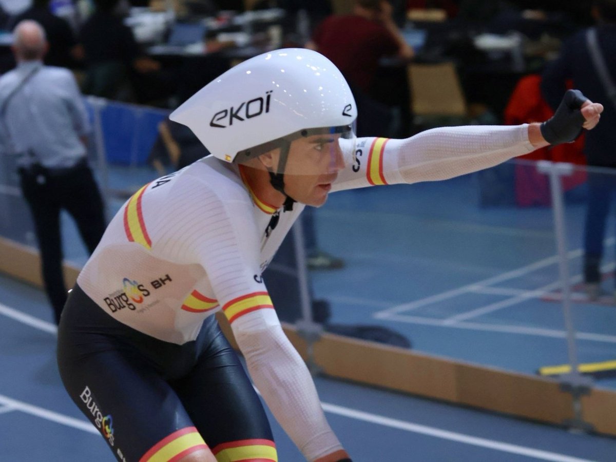 🌈 Declaraciones de Sebastián Mora como nuevo campeón del mundo:

🗣️ “Esta victoria es algo muy bonito y emocionante. La verdad es que esta prueba se me había resistido en años anteriores.”

🗣️ “Había sido dos veces segundo y ahora he conseguido ganar por únicamente un punto.”