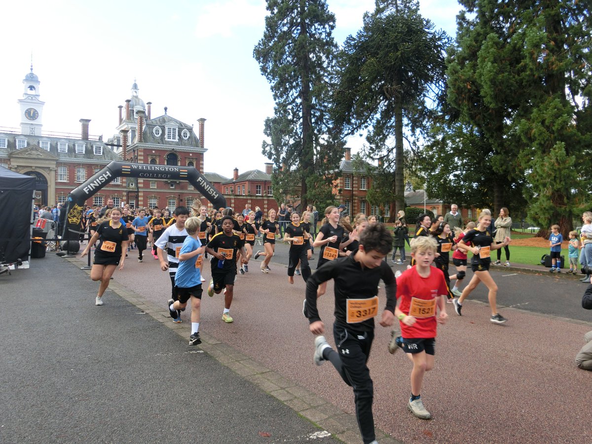 Well done to all on todays Welling5k

Girls winner - Lydia <a href="/CombermereWelly/">Combermere House</a> 
Boys winner - Daniel <a href="/WellyRaglan/">The Raglan</a>