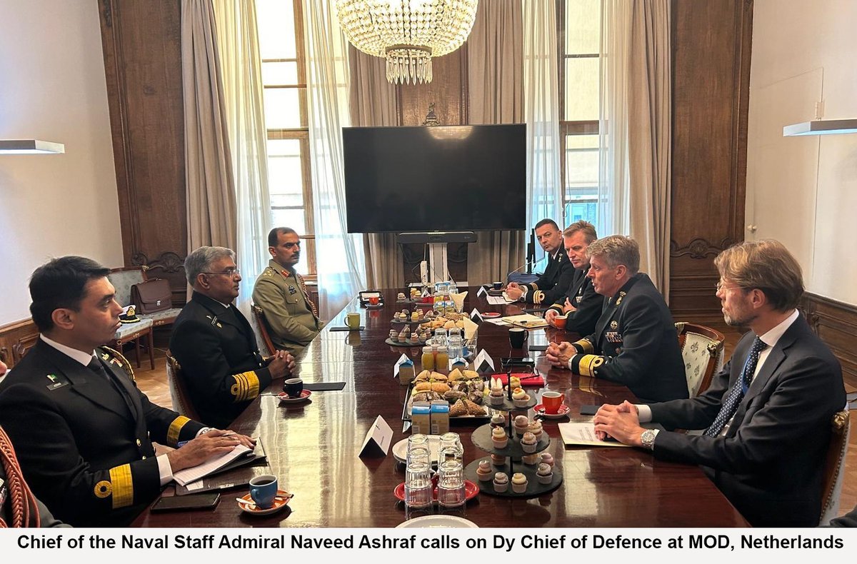 dgprPaknavy's tweet photo. CNS also visited Royal Netherlands Navy HQs &amp; called-on Cdr Royal Netherlands Navy, V/Adm René Tas. Naval Chief underscored #PN contributions towards regional maritime peace &amp; stability through #RMSP &amp; participation in Combined Maritime Force (#CMF). (2/3) https://t.co/mEfsDJP396